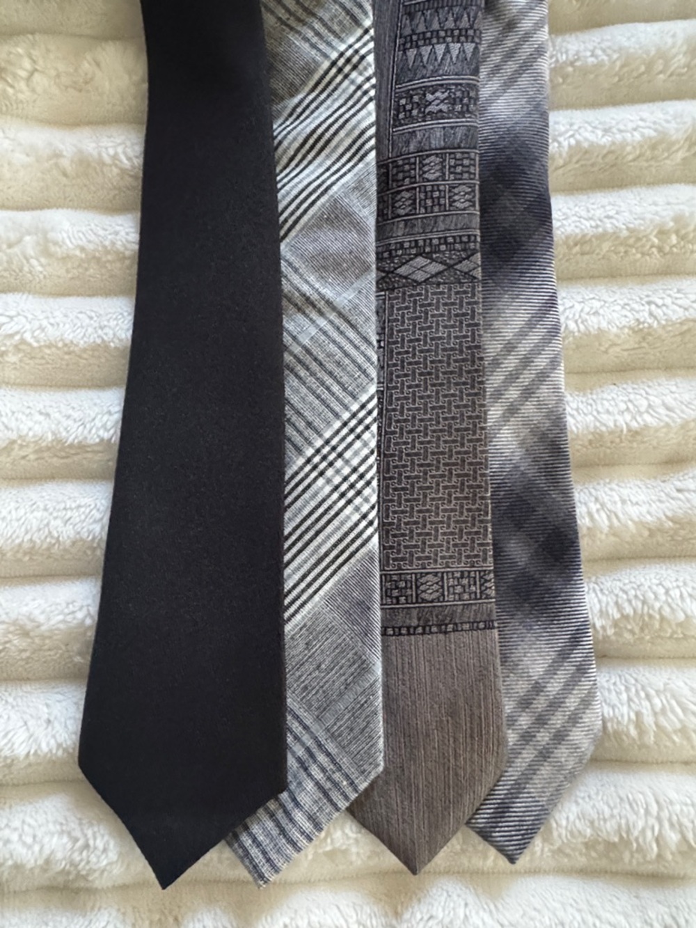 Sharp Style Skinny Tie Set - 4-Pack - Picture 9 of 9